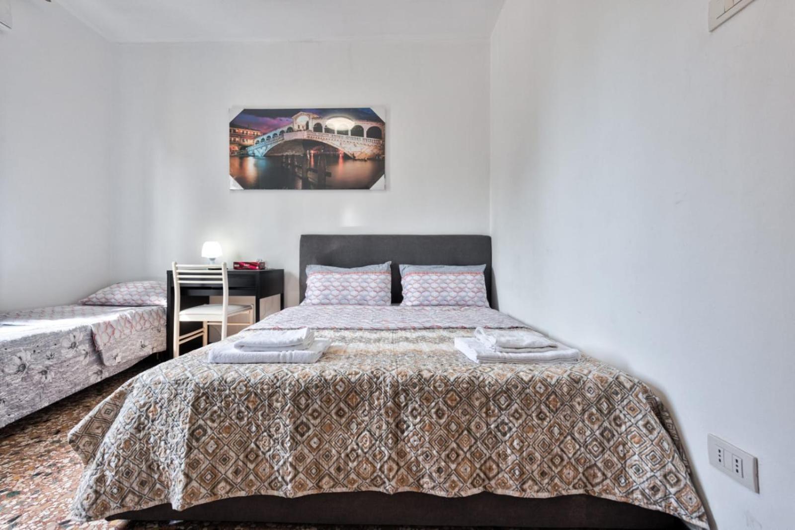 Cozy Best Apartment In City With Free Parking Marghera Exterior foto